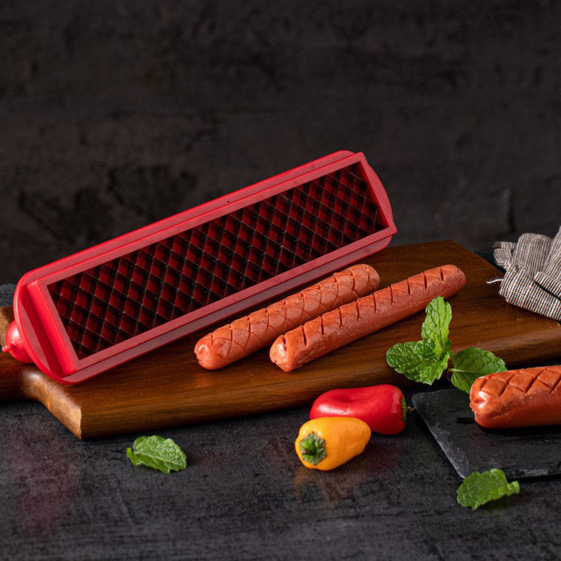 Perfekter Criss-Cross Hotdog-Schneider – Saftige, gleichmäßig gegarte Würstchen