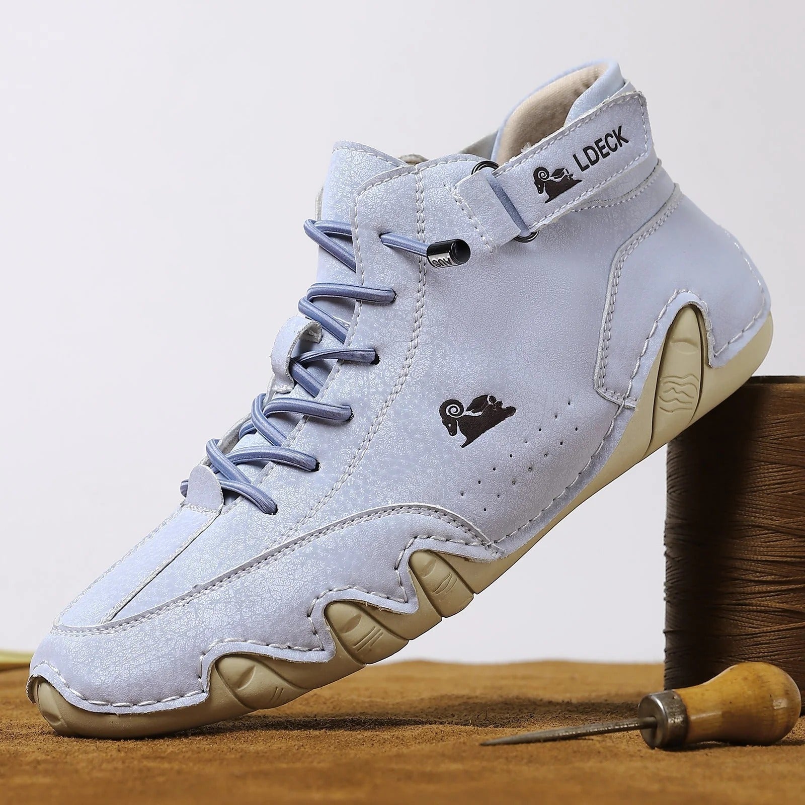 VoglDeck™ - Wasserdichte und atmungsaktive orthopädische Schuhe