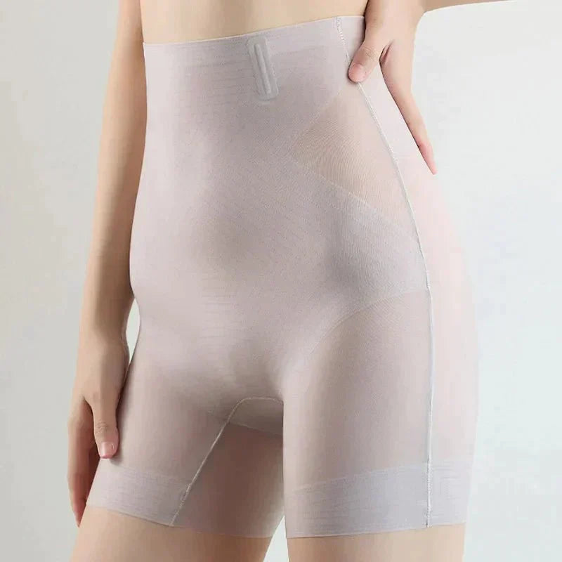 Ultradünner Slip zum Anheben der Hüften und Kontrolle des Bauches