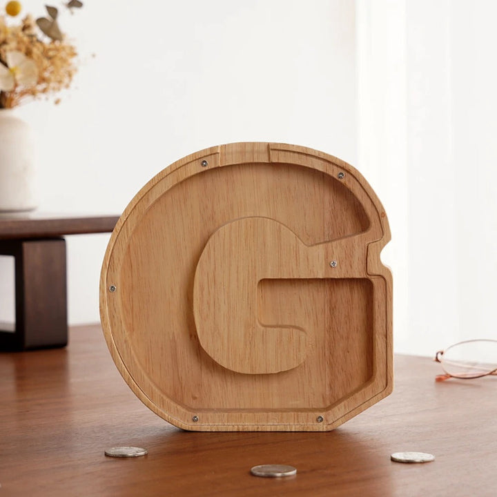 Buchstaben Holz-Spardose – Personalisierbare Geldbox